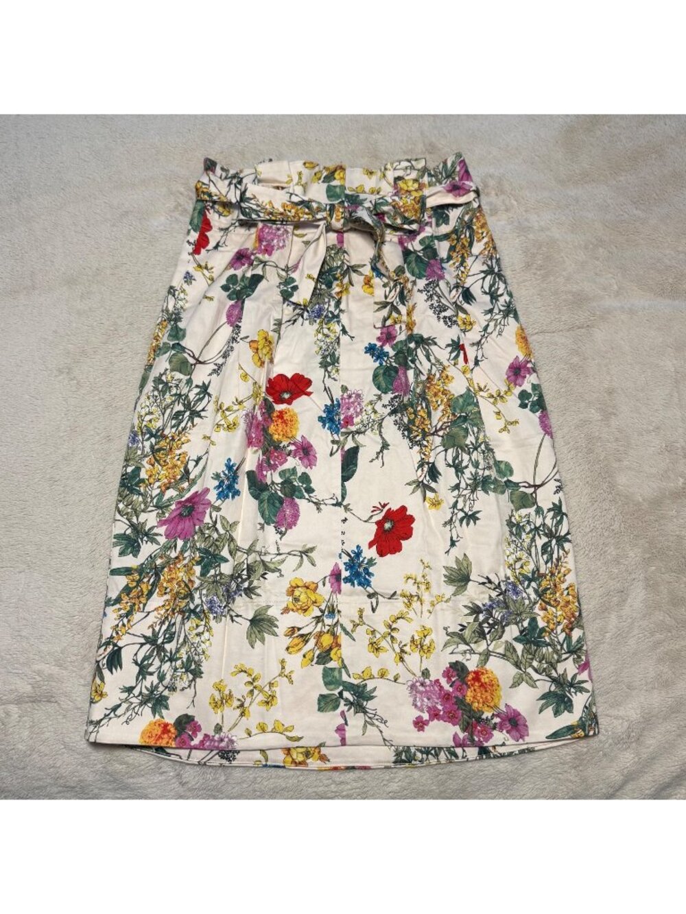 Carolina Belle Montreal Ivory Floral Print Mid Length Belted Skirt Sz 6